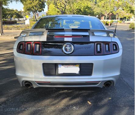 2014 Ford Mustang V6