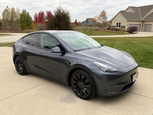 2022 Tesla Model Y Performance