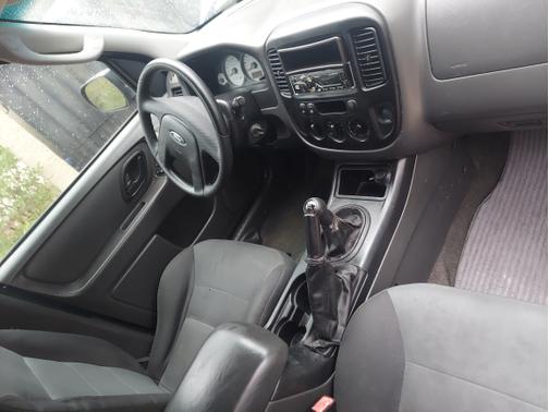 2006 Ford Escape XLS