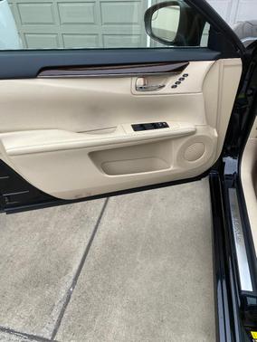 Black 2014 Lexus ES 350 Base