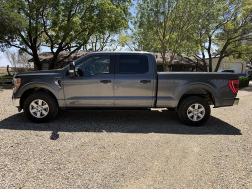 Gray 2022 Ford F-150 XLT