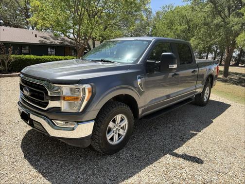 Gray 2022 Ford F-150 XLT