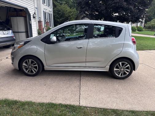 Silver 2015 Chevrolet Spark EV 1LT