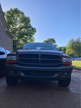 Red 2002 Dodge Dakota Base