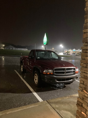 Red 2002 Dodge Dakota Base