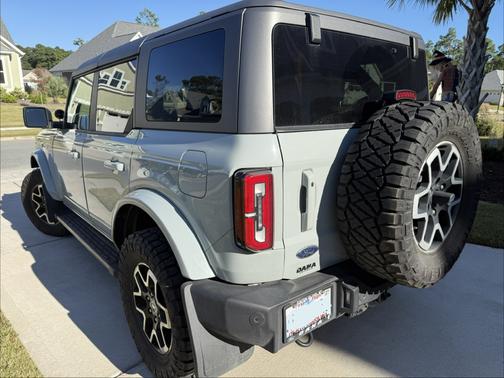 2022 Ford Bronco Outer Banks