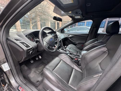 2016 Ford Focus ST Base