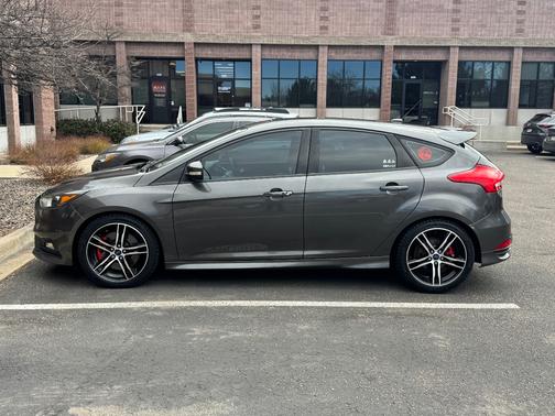 2016 Ford Focus ST Base
