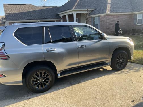 2023 Lexus GX 460 Premium