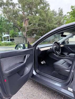 Gray 2020 Tesla Model Y Performance