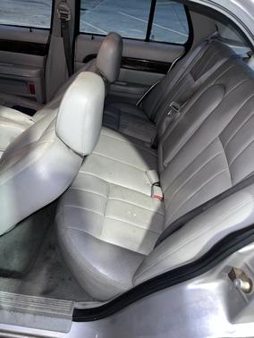 Gray 2004 Mercury Grand Marquis GS
