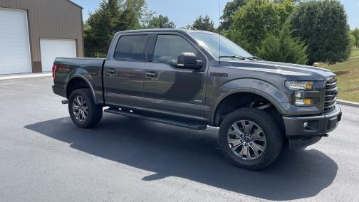 Photo 1 of 16 of 2017 Ford F-150 XLT
