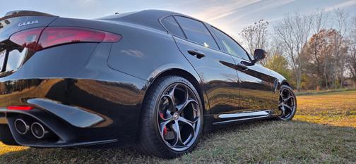 2017 Alfa Romeo Giulia Quadrifoglio