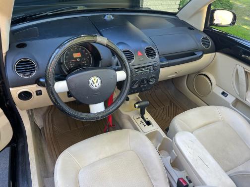 2007 Volkswagen New Beetle 2.5