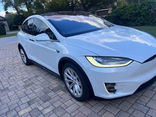 2020 Tesla Model X Long Range