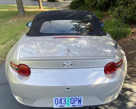 Silver 2022 Mazda MX-5 Miata Grand Touring