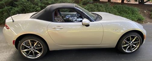 Silver 2022 Mazda MX-5 Miata Grand Touring