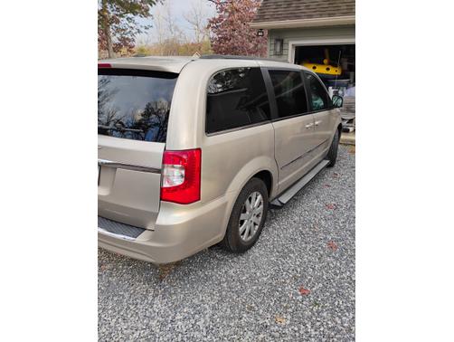 2015 Chrysler Town & Country Touring
