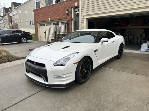 2013 Nissan GT-R Black Edition