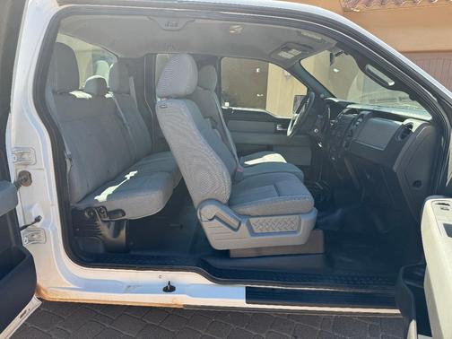 White 2014 Ford F-150 XL