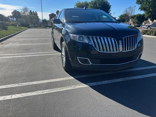2013 Lincoln MKX Base