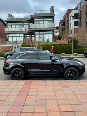 Black 2016 Porsche Macan Macan S