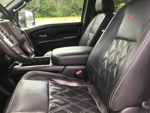 2018 Nissan Titan XD SV