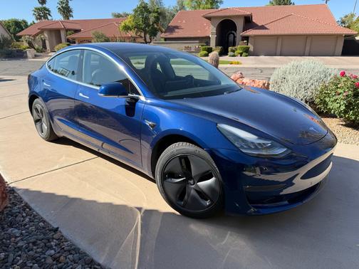 2019 Tesla Model 3 Mid Range