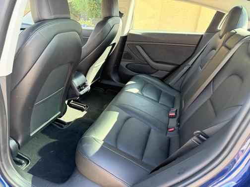 2019 Tesla Model 3 Mid Range