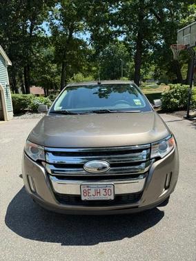 Beige 2013 Ford Edge SEL