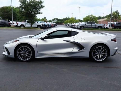 2024 Chevrolet Corvette Stingray w/2LT