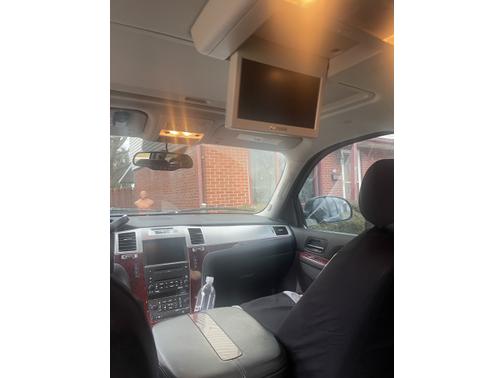 2010 Cadillac Escalade Premium