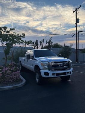 White 2011 Ford F-250 XLT