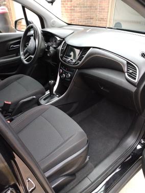 Black 2019 Chevrolet Trax LS