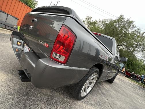 Photo 4 of 24 of 2006 Dodge Ram 1500 SRT-10