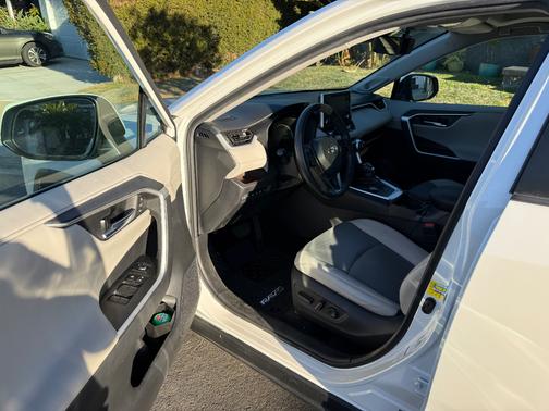 2021 Toyota RAV4 Hybrid Limited