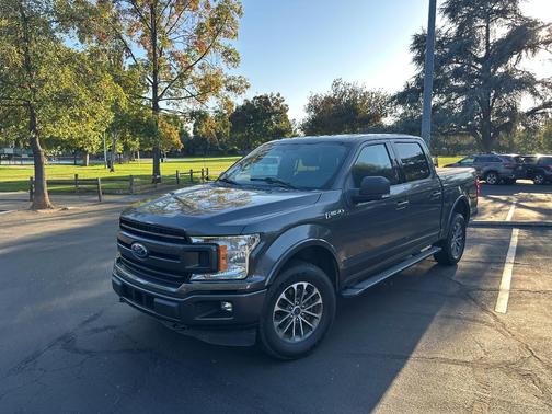 Gray 2018 Ford F-150 XLT