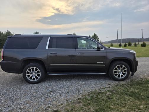 2017 GMC Yukon XL Denali