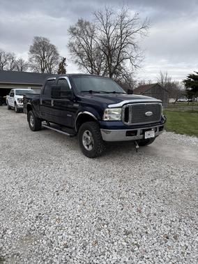 2005 Ford F-250 Lariat Crew Cab Super Duty