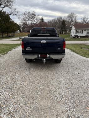 2005 Ford F-250 Lariat Crew Cab Super Duty