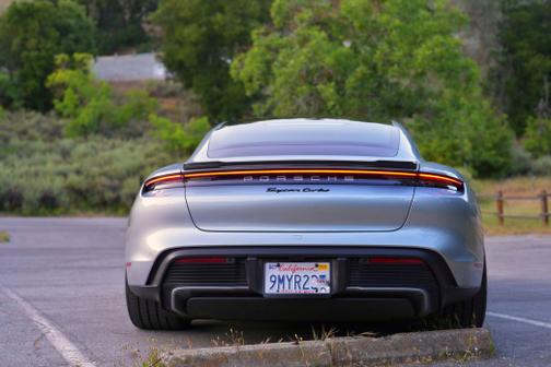 2020 Porsche Taycan Turbo