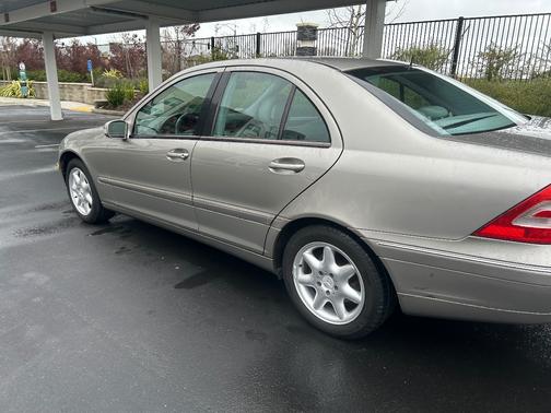 2003 Mercedes-Benz C-Class C320