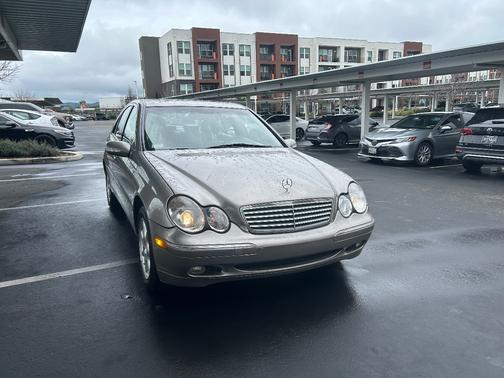 2003 Mercedes-Benz C-Class C320