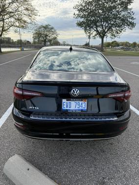 Black 2021 Volkswagen Jetta 1.4T SEL