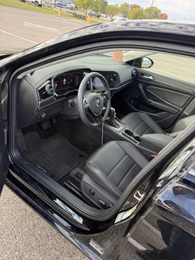 Black 2021 Volkswagen Jetta 1.4T SEL