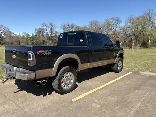 2013 Ford F-250 Lariat