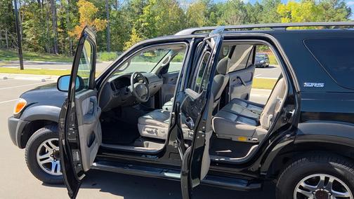 Black 2007 Toyota Sequoia SR5