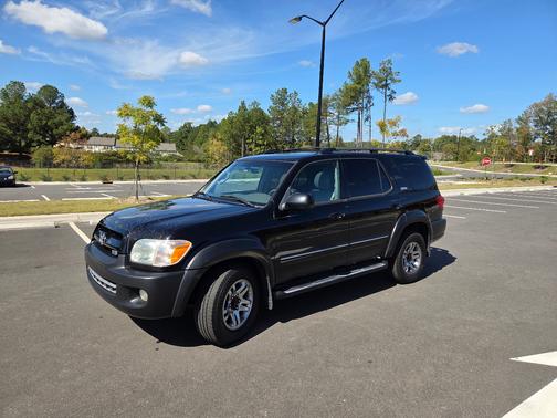 Black 2007 Toyota Sequoia SR5