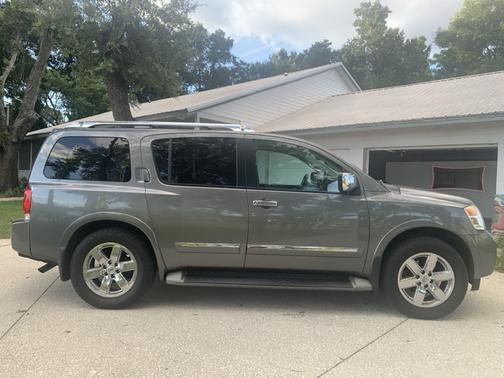 2013 Nissan Armada Platinum