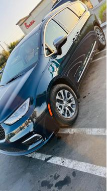 2023 Chrysler Pacifica Hybrid Pinnacle